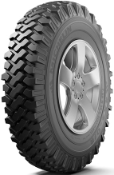 Grande plano da banda de rodagem Michelin O/R XZL 7.50 R16 116 N