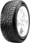 Grande plano da banda de rodagem Pirelli P6000 185/70 R15 89 W N3