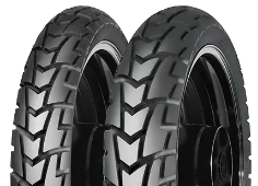 Grande plano da banda de rodagem Mitas MC32 130/70-17 62 R Rear TL M/C, M+S