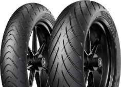 Grande plano da banda de rodagem Metzeler Roadtec Scooter 140/60-14 64 P Rear TL M/C Reinf