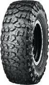 Grande plano da banda de rodagem Yokohama Geolandar X-M/T G005 7.50 R16 116/114 N RPB, RBL, POR
