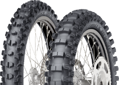 Grande plano da banda de rodagem Dunlop Geomax MX34 60/100-10 33 J Front TT