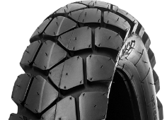 Grande plano da banda de rodagem Metzeler Tourance 150/70 R17 69 V Rear TL M/C